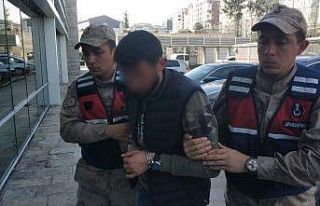 Tartıştığı akrabasını bıçaklayan gence 12...