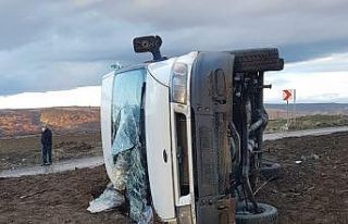 Tekirdağ’da işçileri taşıyan minibüs devrildi:...