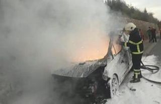 TEM’de hafif ticari araç alev alev yandı