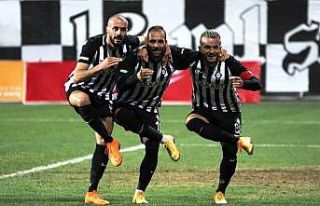 TFF 1. Lig: Altay: 3 - Ümraniyespor: 1