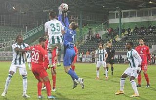 TFF 1. Lig: Giresunspor 0 - Altınordu: 0 (İlk yarı)