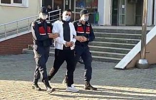 Ticari takside uyuşturucuyla yakalanan şüpheli...