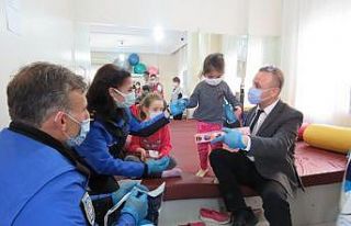 Toplum Destekli polisler, engelli çocukları sevindirdi