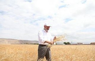 Toprak ve çiftçi dostu Başkan Çolakbayrakdar’ın...