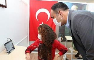 Toroslar Belediyesinden pandemi döneminde vatandaşla...