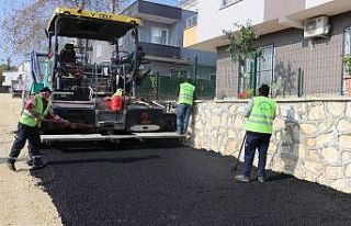 Toroslar’da üst yapı çalışmaları ile yollar...