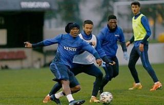 Trabzonspor , Karadeniz derbisinde moral arıyor
