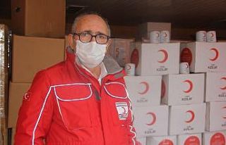 Türk Kızılayı pandemi döneminde binlerce kişiye...