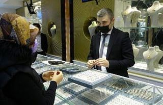Türkiye’nin en büyük kuyumcusu açıldı