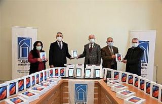 Tuşba Belediyesinden eğitime ‘tablet’ desteği