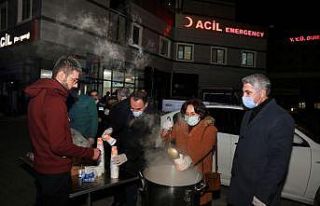 Tuşba Belediyesinden sağlık ve güvenlik çalışanlarına...