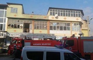 Tutuşan talaşlar mobilya atölyesinde yangın çıkardı