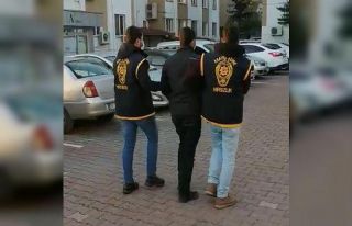 Üç işyerine giren hırsız bir gün içerisinde...