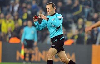 UEFA’dan Cüneyt Çakır’a Devler Ligi’nde görev