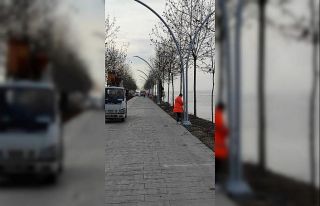 Ulaşlı’da görsel aydınlatma imalatı yapılıyor
