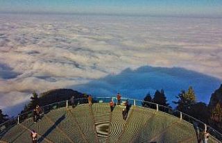 Uludağ’da  bulutların dansı