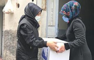 Üniversite öğrencileri yardıma muhtaçlara iyilik...