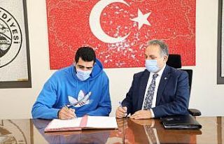 Ünlü basketbolcu Fatih Solak Talasgücü’nde