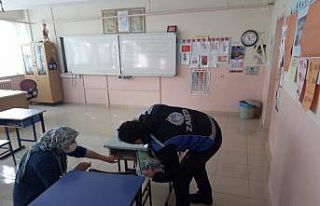 Unuttuğu kitapları Büyükşehir’den istedi