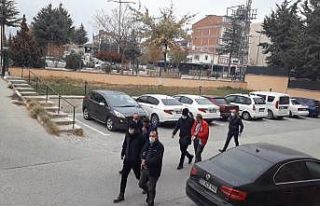 Uyuşturucu ticaretinden yakalanan zanlılar serbest