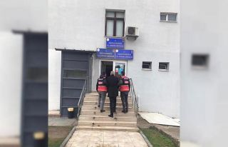 Uyuşturucudan 5 yıl hapis cezası bulunan şahıs...