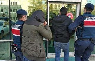 Uyuşturucudan adliyeye sevk edilen 2 kişi serbest...