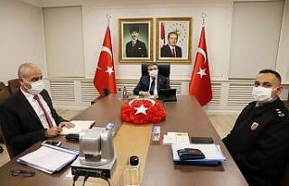 Vali Atay, korona virüs tedbirleri değerlendirme...