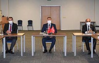 Vali Elban: "Bağımlılıkla mücadele topyekun...