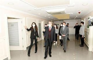 Vali Su, Yeşilay Danışmanlık Merkezini inceledi