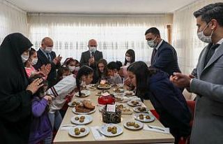 Vali Varol’dan, Çocuk Evleri Sitesinde kalan çocuklara...