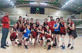 Van’ın sultanları kazanmaya devam ediyor