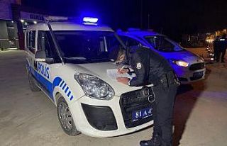 Yağmurdan kaçarken doluya tutuldular