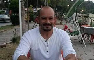 Yakın arkadaşların alacak verecek kavgasında kan...