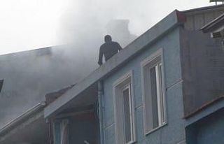 Yangın mahalleyi sokağa döktü