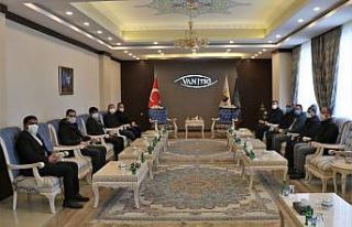 Yangında iş yerleri kullanılamaz hale gelen esnaf...