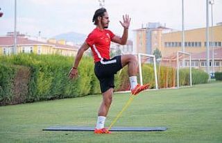 Yasir Subaşı idmanlara başladı