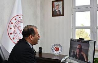 Yazar Salih Uyan ile online söyleşi gerçekleştirildi