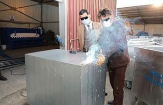 Yenişehir Belediyesi çöp konteynerlerini üretip...