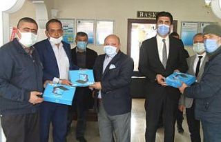 Yerköy Ticaret Borsası’ndan 55 öğrenciye tablet