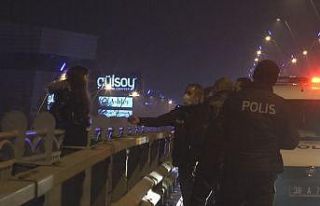 22 yaşındaki genç kızı atlamak istediği üst...