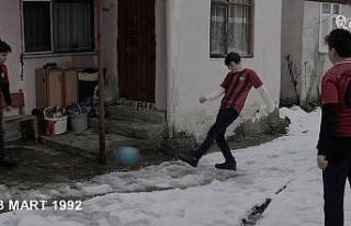 263 madenci anısına yaptırılan formaların klibi...