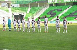 2. Lig: Sakaryaspor: 1 - GMG Kastamonuspor: 2