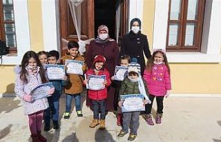 4-6 yaş Kur’an kurslarında karne heyecanı