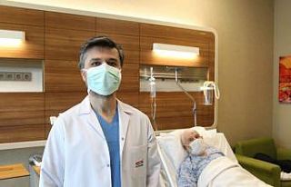 600 grama ulaşan prostat alındı