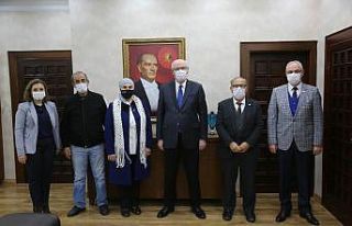 71 Evler’den Başkan Kurt’a teşekkür ziyareti