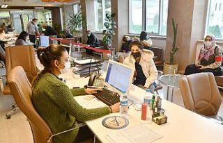 74 bin başvuru ve 242 bin çağrıyı çözüme kavuşturdu