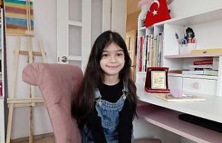 8 yaşındaki Erva’nın sağlık çalışanı olan...