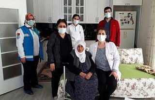 90 yaş üzeri vatandaşlar aşılanıyor