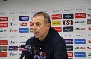 Abdullah Avcı: "Rakibin 10 kişi kalması dirençlerini...