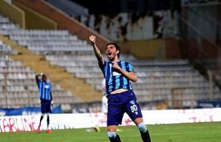 Adana Demirspor’da Mehmet Akyüz’e kulüp bulması...